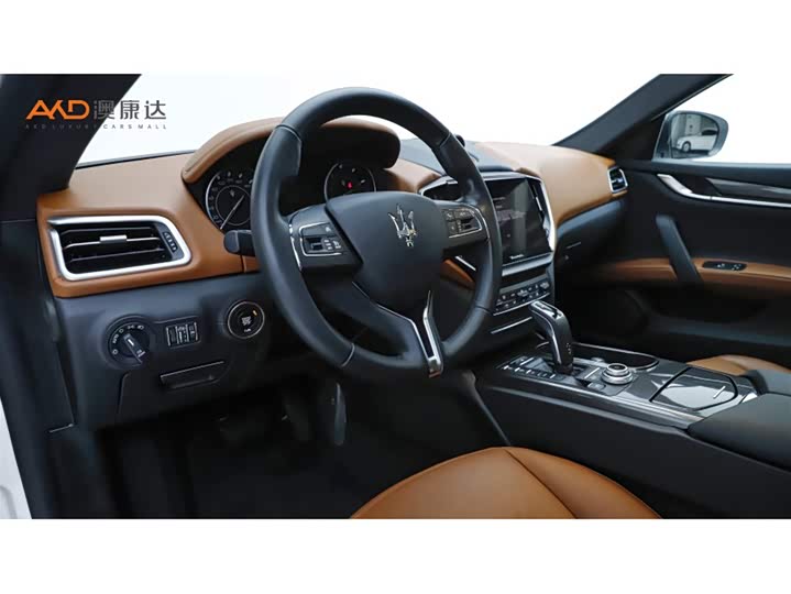Maserati Ghibli, 2022 — фото 6 из 9