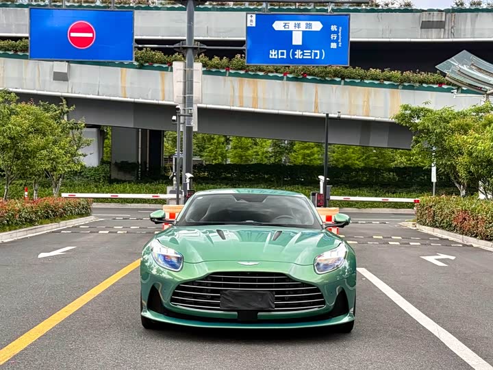 Aston Martin DB12, 2024 — купить в Самаре под ключ