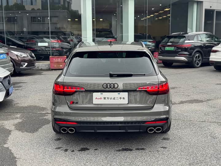 Audi S4, 2023 — фото 5 из 9