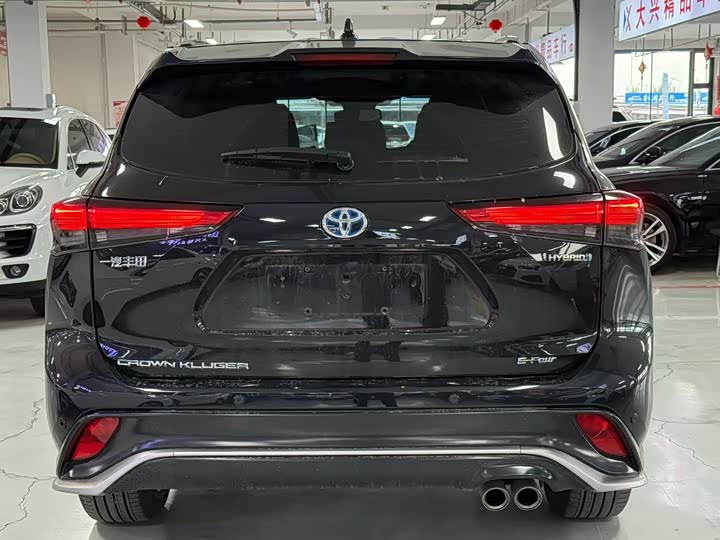 Toyota Crown Kluger, 2022 — фото 5 из 9