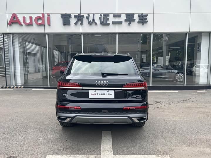 Audi Q7, 2023 — фото 2 из 9