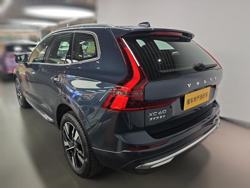 Volvo XC60, 2026 — фото 4 из 12