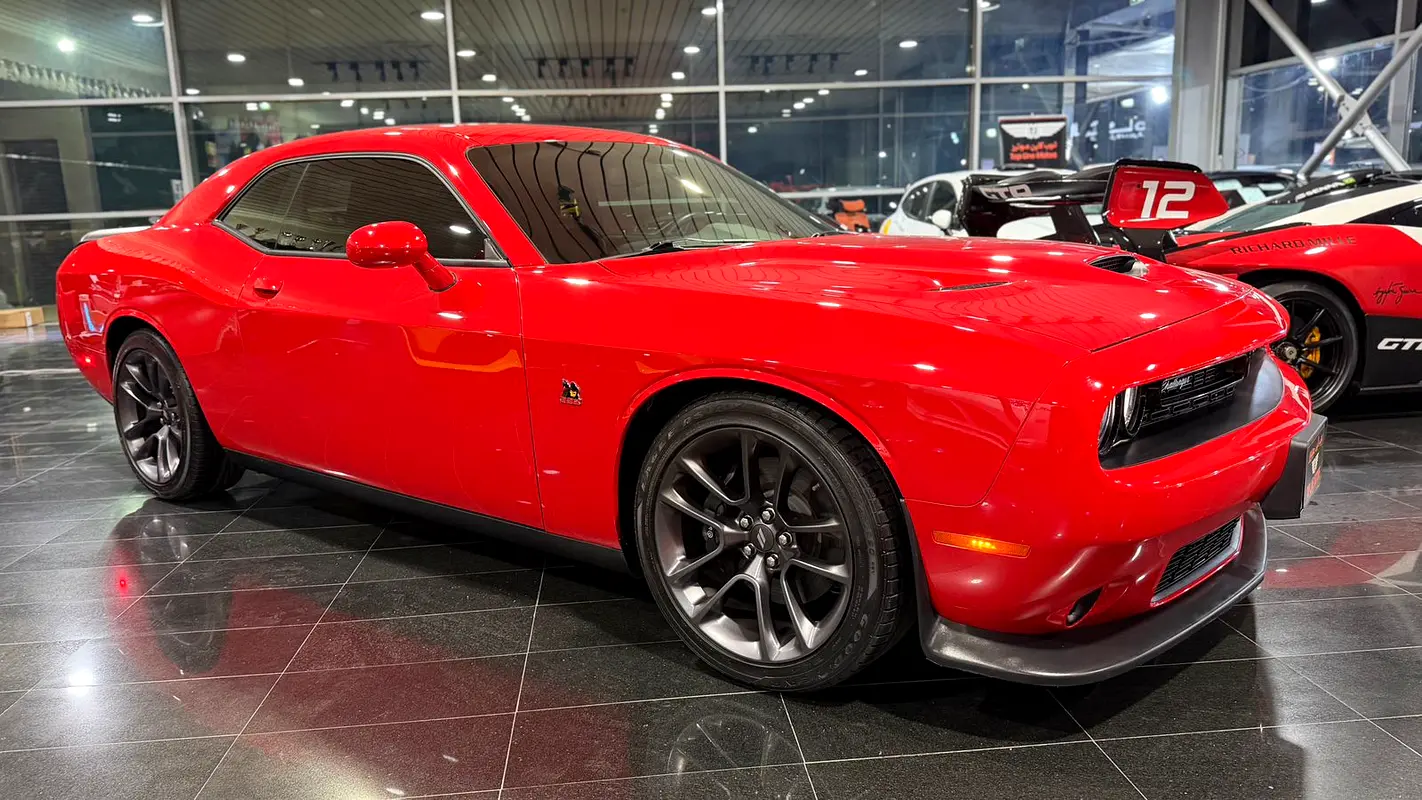 Dodge Challenger, 2023 — фото 2 из 10