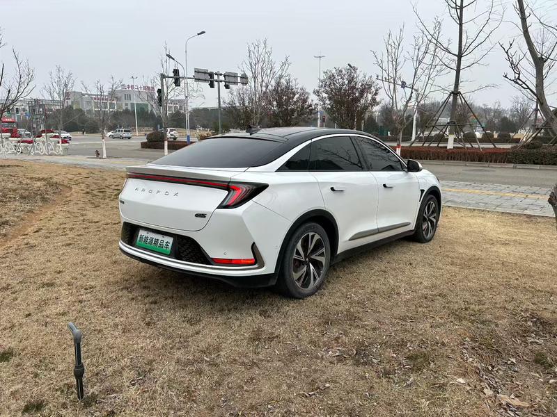 BAIC Arcfox Alpha S, 2023 — фото 5 из 9