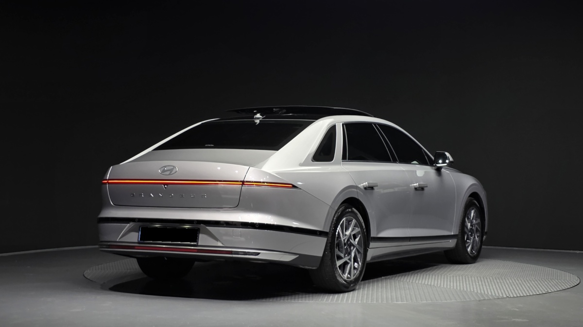 Hyundai Grandeur, 2023 — фото 2 из 12
