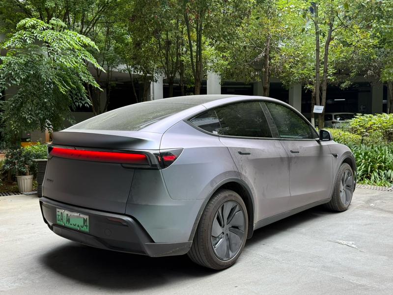 Tesla Model Y, 2025 — фото 4 из 10