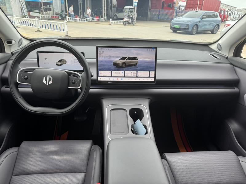 Leapmotor C10, 2025 — фото 11 из 12