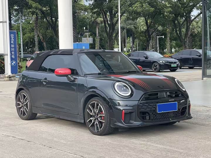 Mini Mini JCW, 2026 — фото 4 из 9