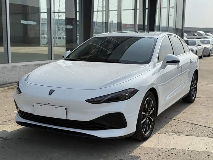Roewe D7, 2025 — купить в Москве под ключ
