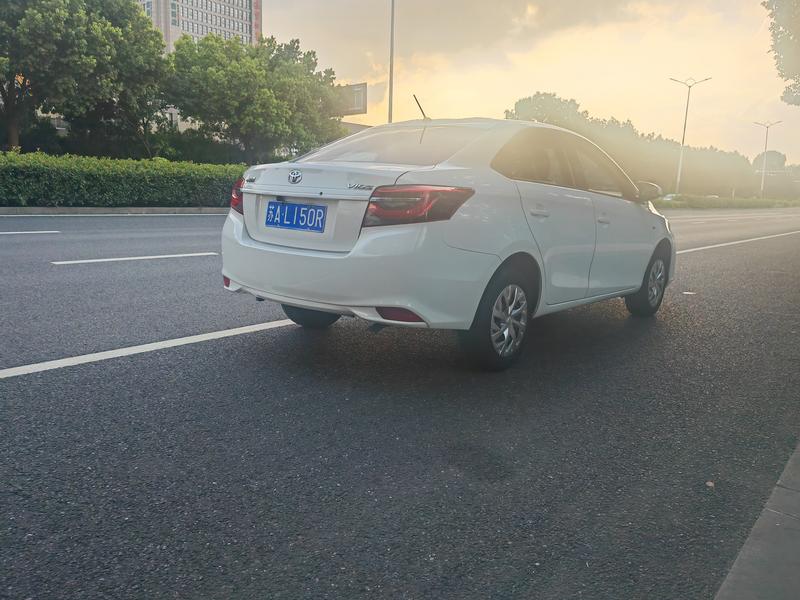 Toyota Vios, 2022 — фото 6 из 11