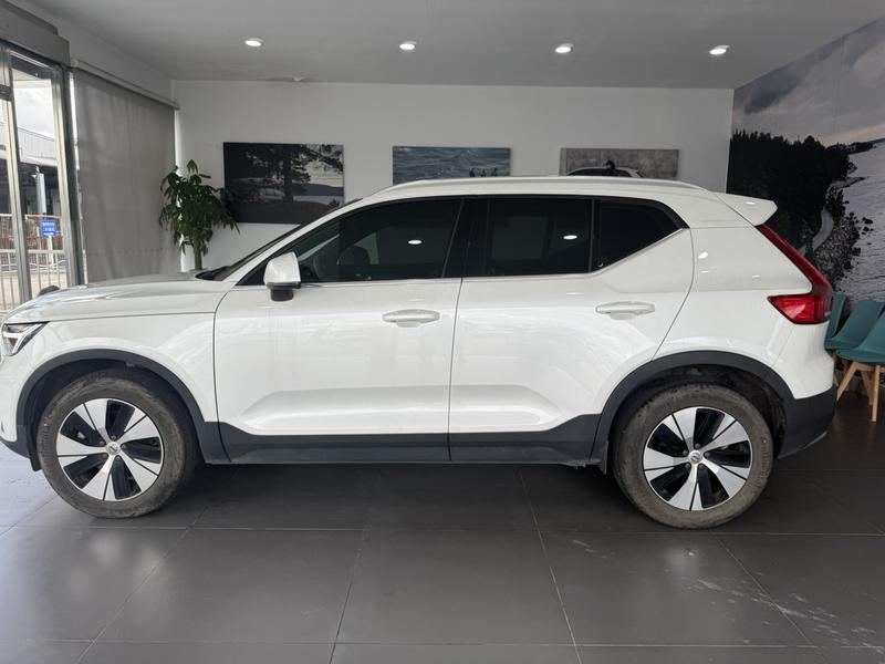 Volvo XC40, 2024 — фото 4 из 12