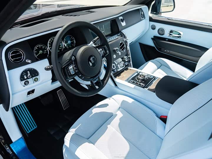 Rolls-Royce Cullinan, 2024 — фото 5 из 9