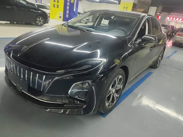 Hongqi E-QM5, 2023 — купить в Орле под ключ