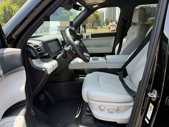 BYD FangChengBao Titanium 7 (Tai 7), 2025 — фото 8 из 9