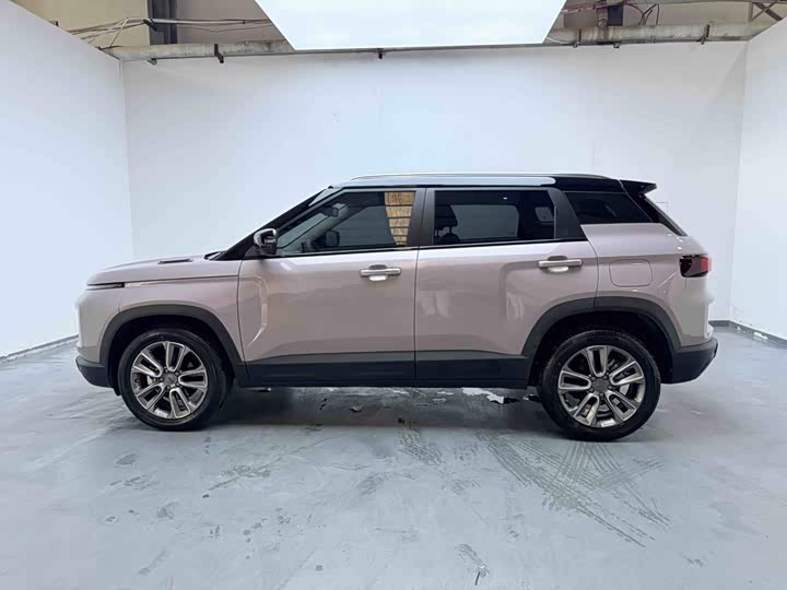 Geely Icon, 2025 — фото 5 из 9