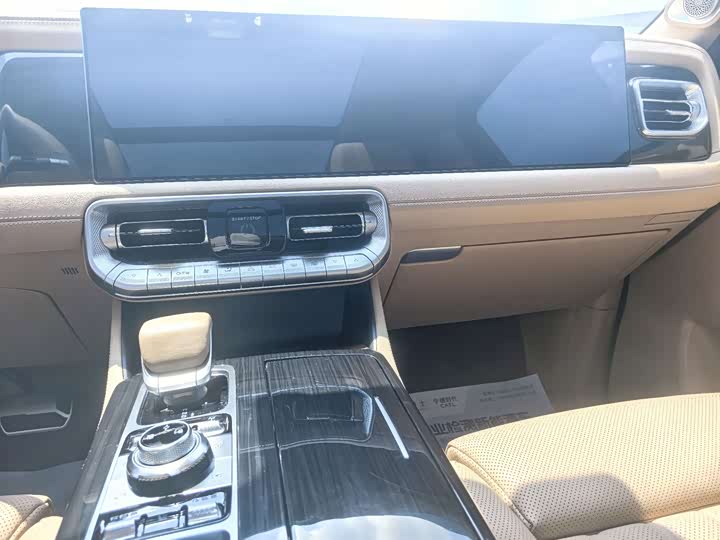 BAIC Beijing BJ60 Hybrid, 2024 — фото 9 из 9