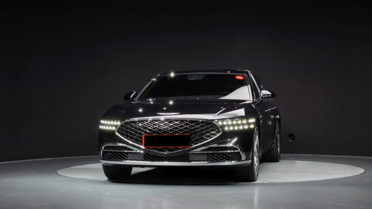 Genesis G90, 2023 — фото 3 из 12