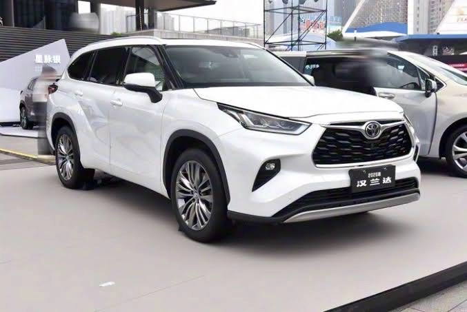 Toyota Highlander, 2026 — фото 7 из 7