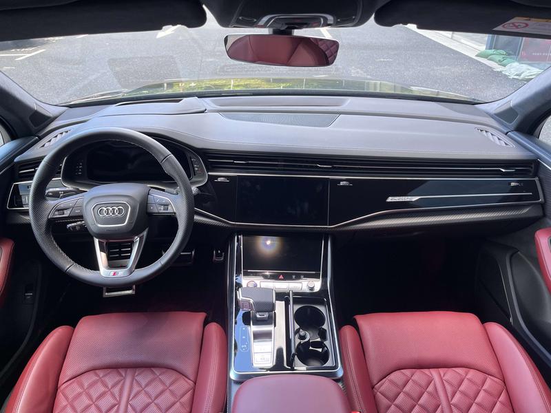 Audi SQ7, 2025 — фото 8 из 12