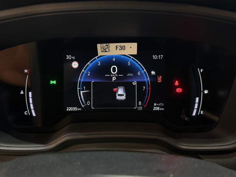 Toyota Corolla Cross, 2023 — фото 8 из 12