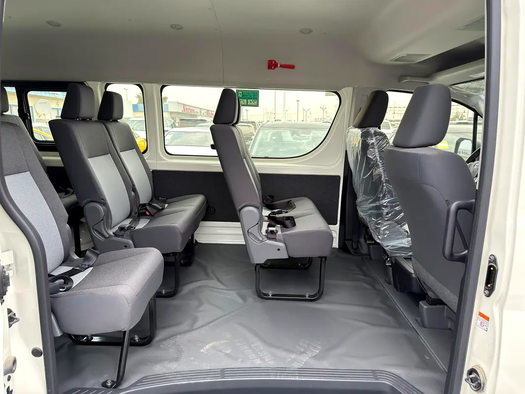 Toyota Hiace, 2025 — фото 10 из 10