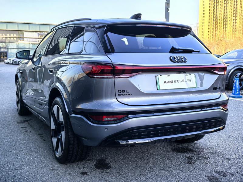 Audi Q6L e-tron, 2025 — фото 4 из 12
