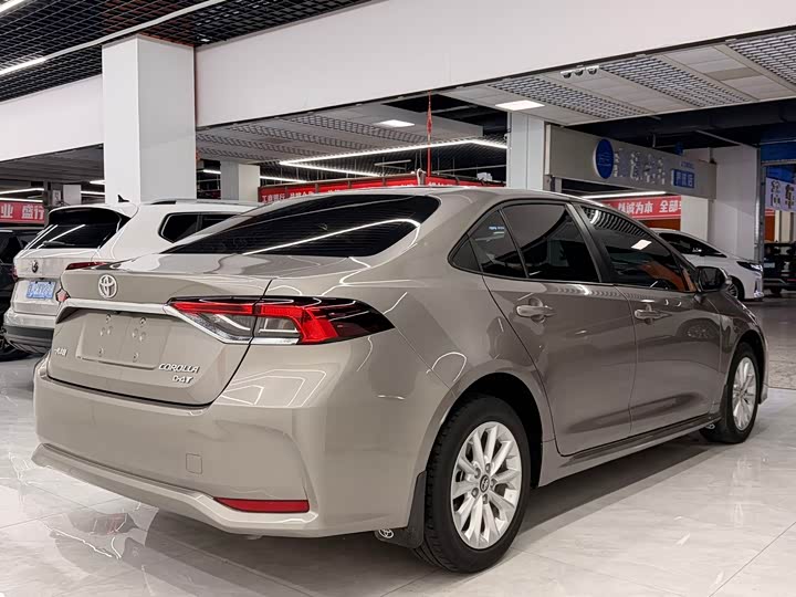 Toyota Corolla, 2022 — фото 6 из 9