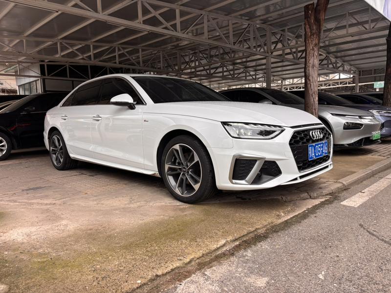 Audi A4L, 2023 — фото 2 из 9