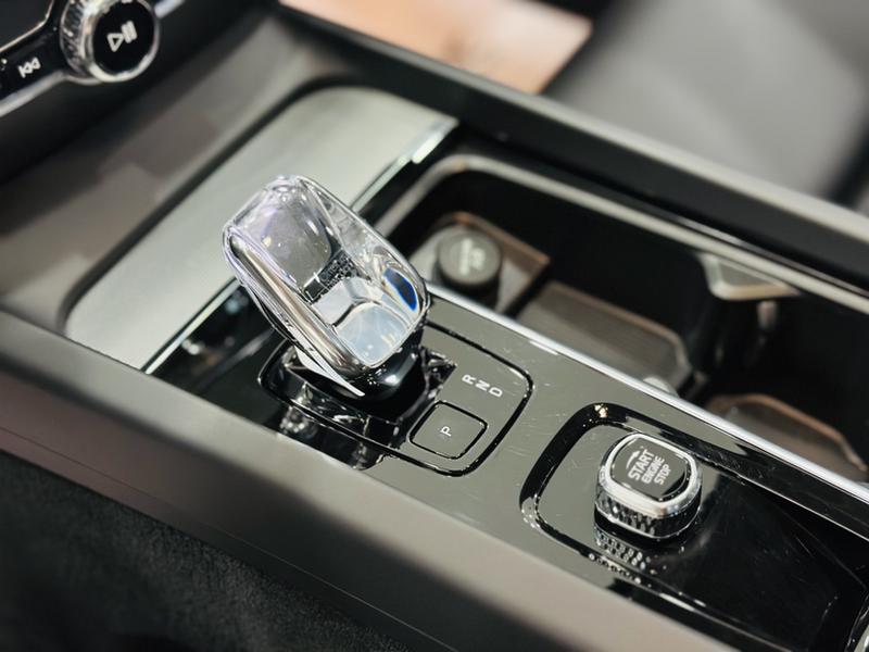 Volvo S60, 2023 — фото 9 из 12