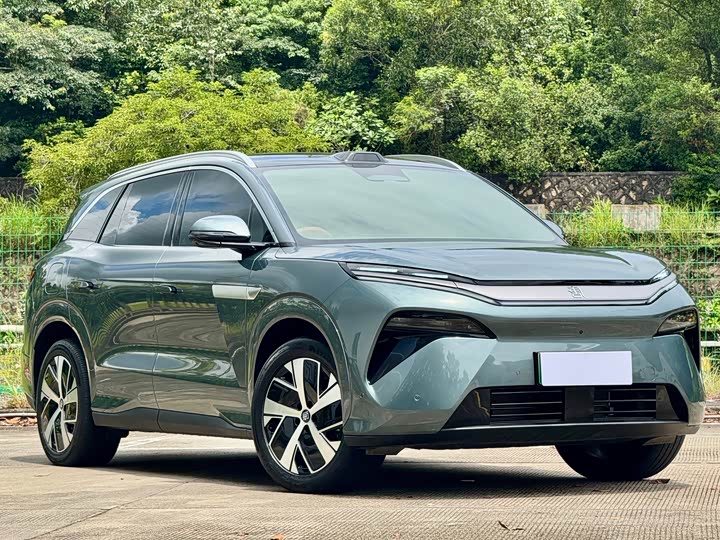 BYD Tang L, 2025 — фото 3 из 9