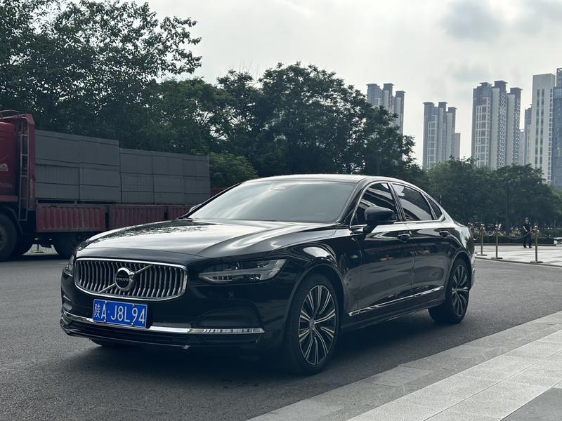 Volvo S90, 2025 — купить в Перми под ключ