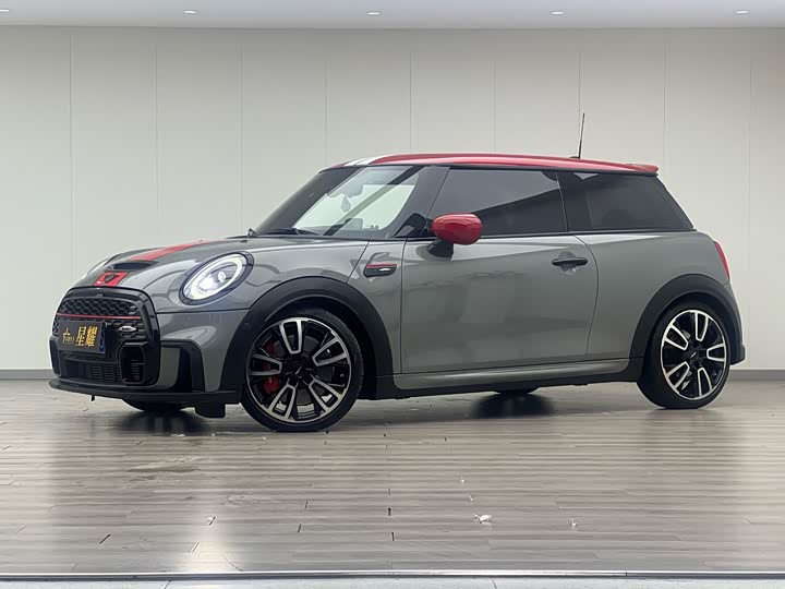 Mini Mini JCW, 2021 — купить в Оренбурге под ключ