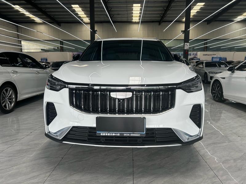 Geely Atlas, 2025 — фото 2 из 11