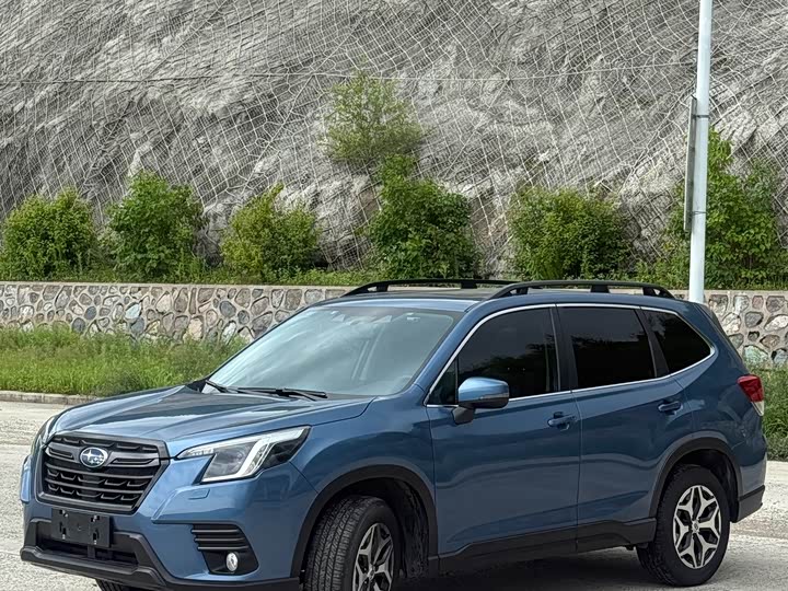 Subaru Forester, 2022 — фото 2 из 9