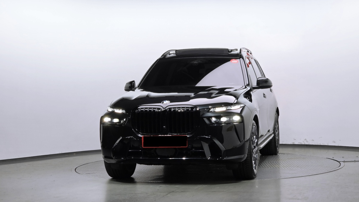 BMW X7, 2025 — фото 3 из 12