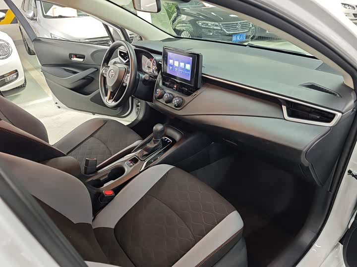 Toyota Corolla, 2024 — фото 6 из 9
