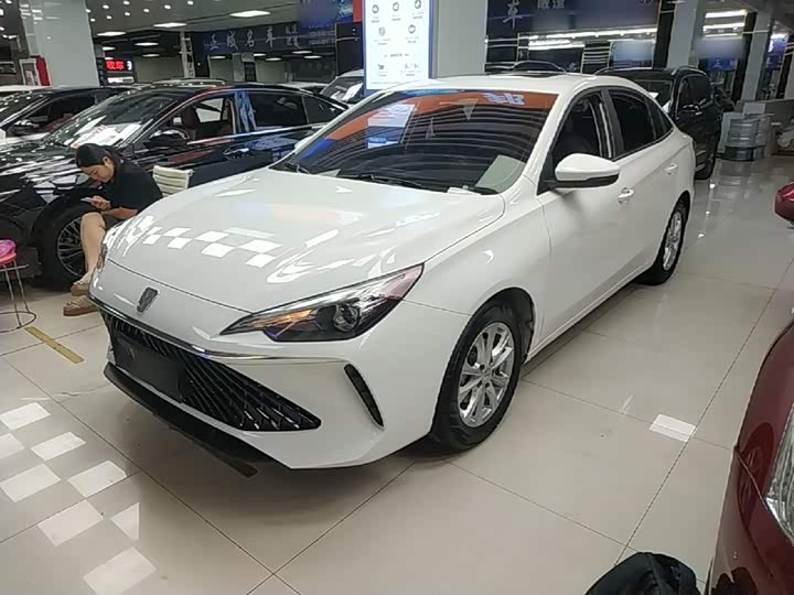 Roewe i5, 2025 — купить в Санкт-Петербурге под ключ