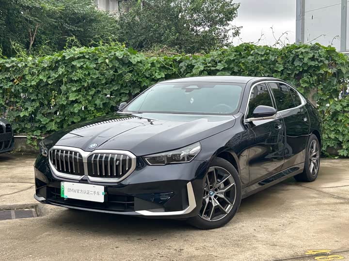 BMW i5, 2025 — купить в Тольятти под ключ