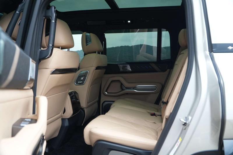 BYD FangChengBao Leopard 8, 2024 — фото 11 из 12