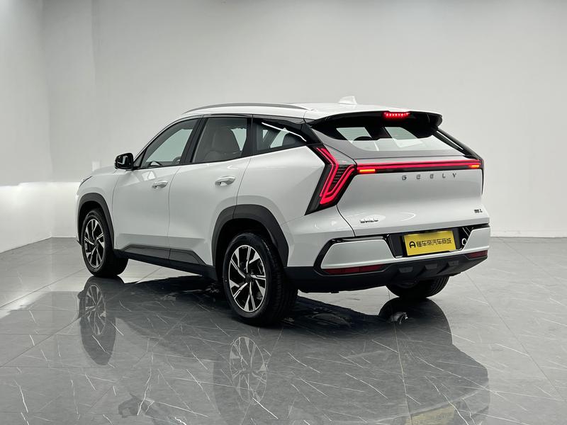 Geely Atlas L, 2026 — фото 5 из 12