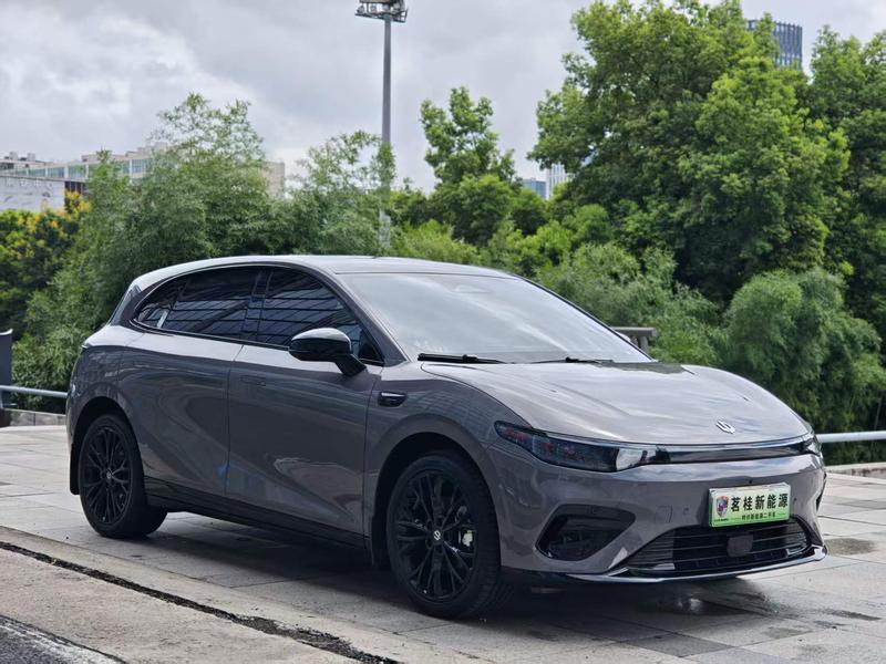 Leapmotor Lafa5, 2025 — фото 3 из 12