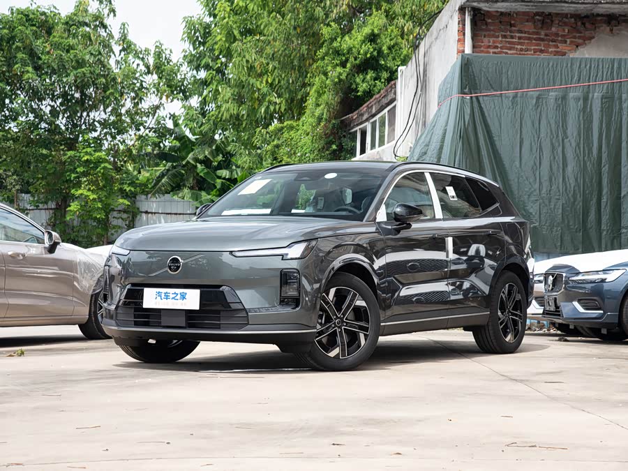 Volvo XC70 Hybrid, 2026 — купить в Туле под ключ