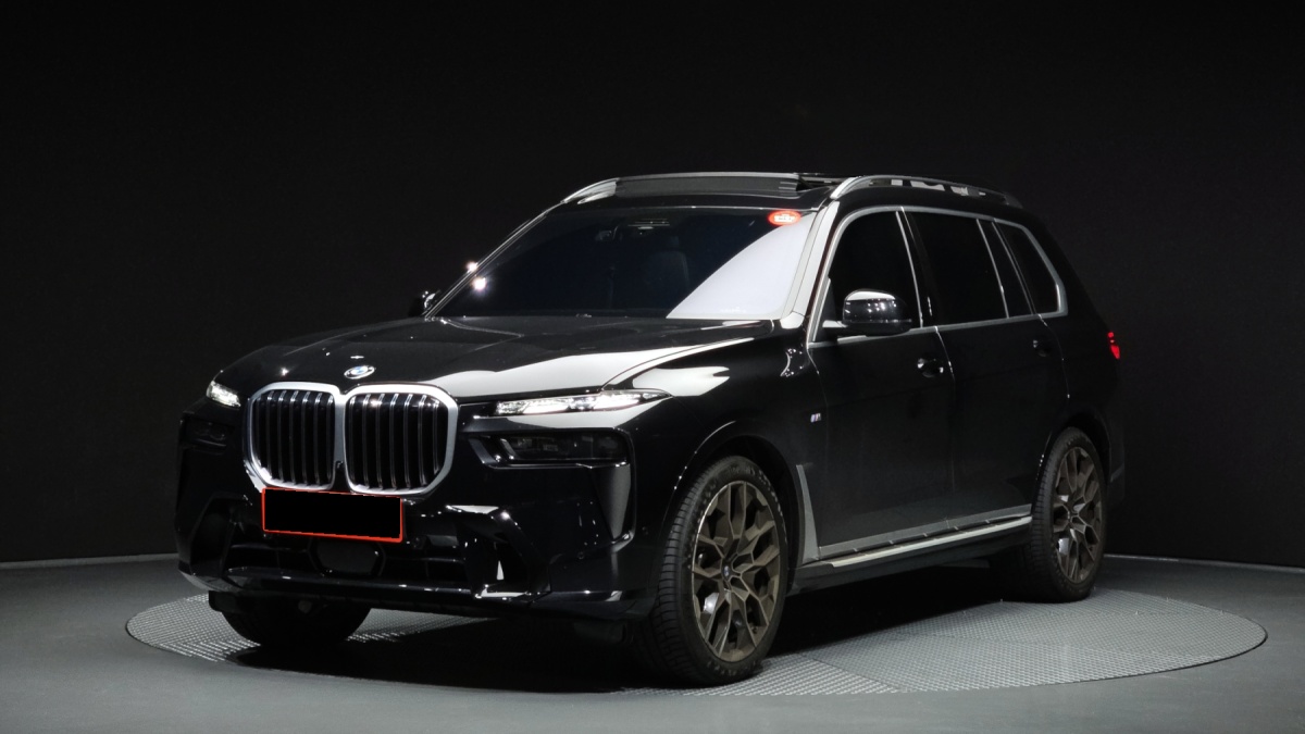 BMW X7, 2025 — купить в Липецке под ключ