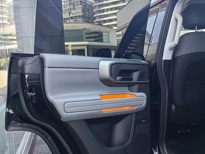 BAIC Beijing BJ40 Hybrid, 2025 — фото 6 из 9
