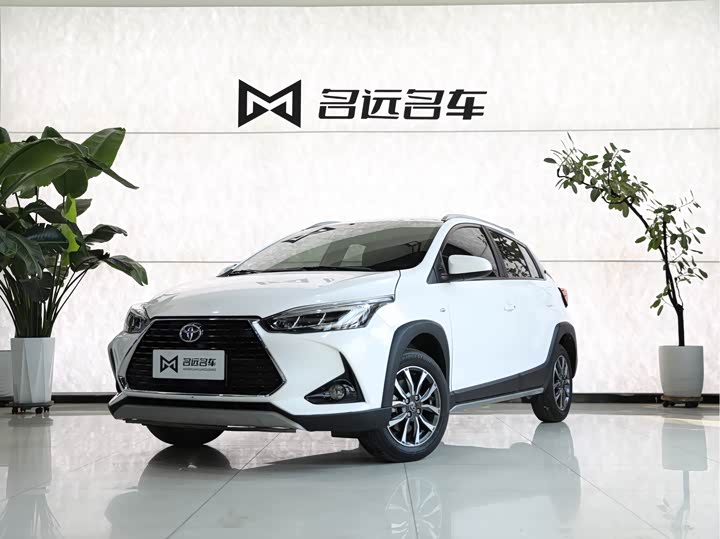 Toyota Yaris L Hatchback, 2022 — купить в Воронеже под ключ