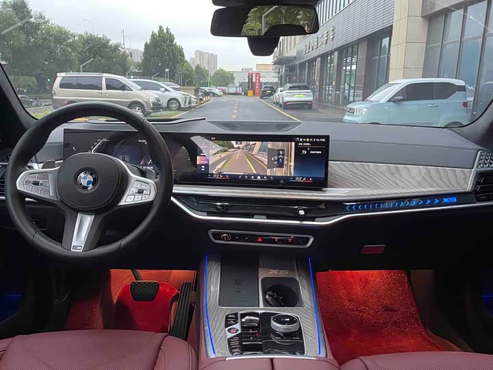BMW X5, 2025 — фото 8 из 9