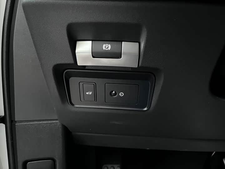 Land Rover Range Rover Evoque L, 2021 — фото 6 из 9