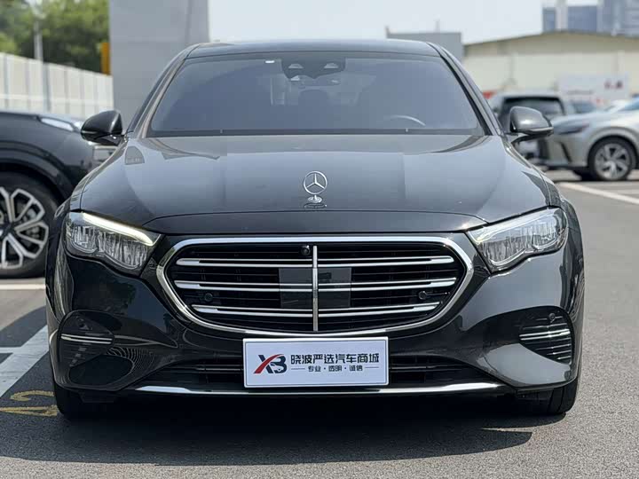 Mercedes-Benz E-Class, 2024 — фото 2 из 9