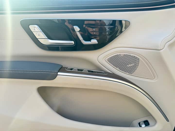 Mercedes-Benz EQS, 2025 — фото 7 из 9