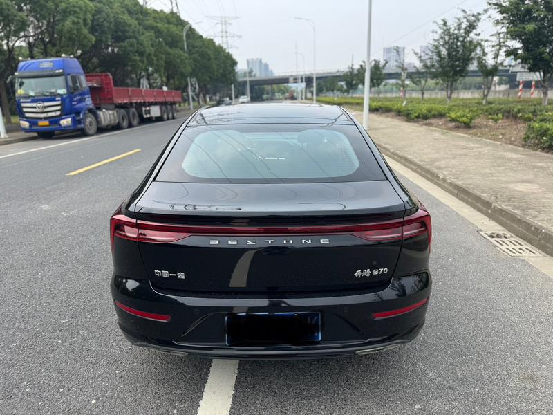Bestune B70, 2023 — фото 6 из 12